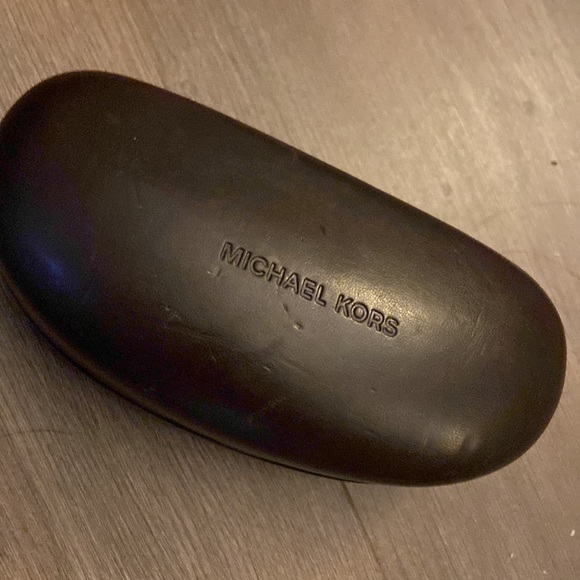 MICHAEL KORS WILMETTE SUNGLASSES - Picture 13 of 13